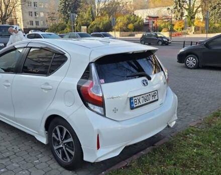 Белый Тойота Aqua, объемом двигателя 1.5 л и пробегом 51 тыс. км за 12800 $, фото 8 на Automoto.ua