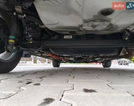 Белый Тойота Aqua, объемом двигателя 1.5 л и пробегом 73 тыс. км за 12800 $, фото 32 на Automoto.ua