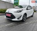 Белый Тойота Aqua, объемом двигателя 1.5 л и пробегом 73 тыс. км за 12800 $, фото 1 на Automoto.ua