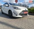 Белый Тойота Aqua, объемом двигателя 1.5 л и пробегом 73 тыс. км за 12900 $, фото 1 на Automoto.ua