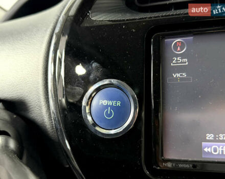 Білий Тойота Aqua, об'ємом двигуна 1.5 л та пробігом 87 тис. км за 13200 $, фото 25 на Automoto.ua