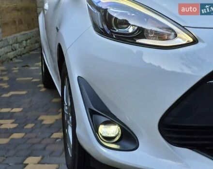 Білий Тойота Aqua, об'ємом двигуна 1.5 л та пробігом 80 тис. км за 12699 $, фото 18 на Automoto.ua