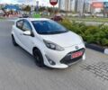 Белый Тойота Aqua, объемом двигателя 1.5 л и пробегом 73 тыс. км за 12900 $, фото 1 на Automoto.ua