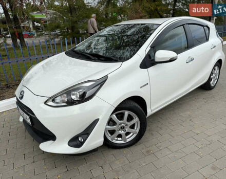 Білий Тойота Aqua, об'ємом двигуна 1.5 л та пробігом 86 тис. км за 12800 $, фото 15 на Automoto.ua