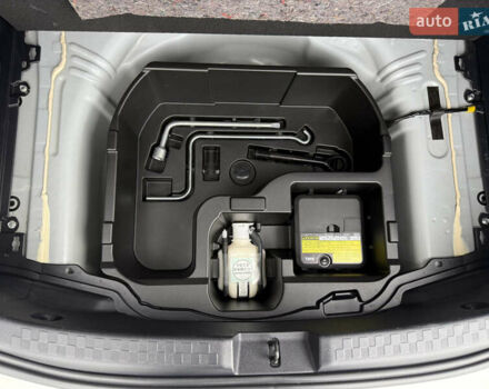 Білий Тойота Aqua, об'ємом двигуна 1.5 л та пробігом 86 тис. км за 12800 $, фото 62 на Automoto.ua