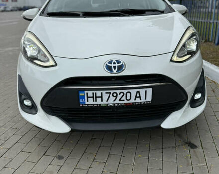 Білий Тойота Aqua, об'ємом двигуна 1.5 л та пробігом 86 тис. км за 12800 $, фото 24 на Automoto.ua