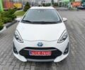 Белый Тойота Aqua, объемом двигателя 1.5 л и пробегом 73 тыс. км за 12800 $, фото 2 на Automoto.ua