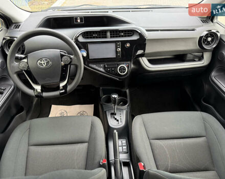 Білий Тойота Aqua, об'ємом двигуна 1.5 л та пробігом 86 тис. км за 12800 $, фото 37 на Automoto.ua