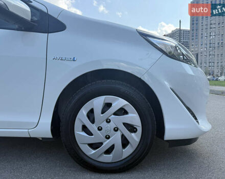Білий Тойота Aqua, об'ємом двигуна 1.5 л та пробігом 38 тис. км за 13400 $, фото 39 на Automoto.ua