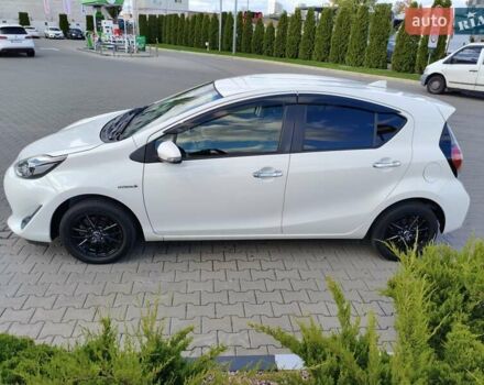 Белый Тойота Aqua, объемом двигателя 1.5 л и пробегом 73 тыс. км за 12900 $, фото 9 на Automoto.ua