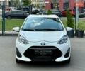 Білий Тойота Aqua, об'ємом двигуна 1.5 л та пробігом 38 тис. км за 13400 $, фото 3 на Automoto.ua