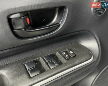 Білий Тойота Aqua, об'ємом двигуна 1.5 л та пробігом 87 тис. км за 13200 $, фото 31 на Automoto.ua