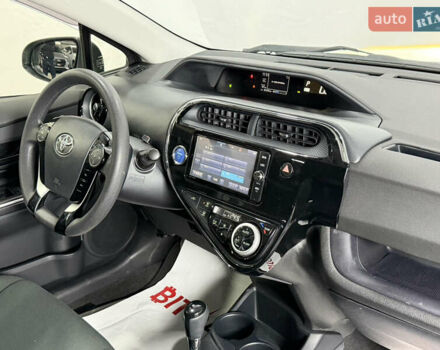 Білий Тойота Aqua, об'ємом двигуна 1.5 л та пробігом 87 тис. км за 13200 $, фото 36 на Automoto.ua