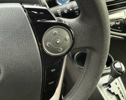 Білий Тойота Aqua, об'ємом двигуна 1.5 л та пробігом 86 тис. км за 12800 $, фото 43 на Automoto.ua