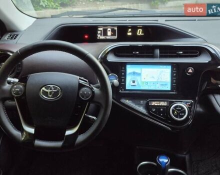 Білий Тойота Aqua, об'ємом двигуна 1.5 л та пробігом 80 тис. км за 12699 $, фото 40 на Automoto.ua