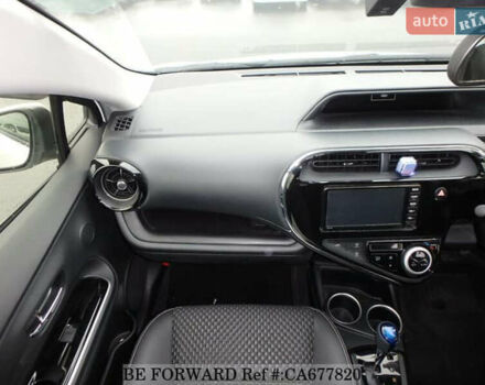 Белый Тойота Aqua, объемом двигателя 1.5 л и пробегом 27 тыс. км за 13500 $, фото 36 на Automoto.ua