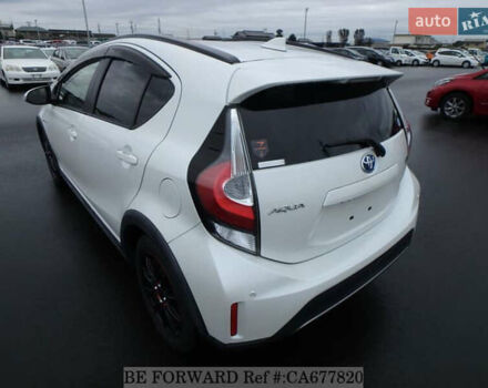 Белый Тойота Aqua, объемом двигателя 1.5 л и пробегом 27 тыс. км за 13500 $, фото 3 на Automoto.ua