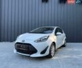 Белый Тойота Aqua, объемом двигателя 1.5 л и пробегом 57 тыс. км за 13900 $, фото 1 на Automoto.ua