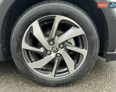 Белый Тойота Aqua, объемом двигателя 1.5 л и пробегом 79 тыс. км за 15950 $, фото 19 на Automoto.ua