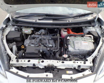 Белый Тойота Aqua, объемом двигателя 1.5 л и пробегом 83 тыс. км за 12500 $, фото 24 на Automoto.ua