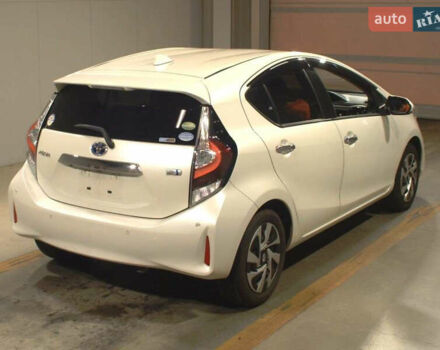 Белый Тойота Aqua, объемом двигателя 1.5 л и пробегом 83 тыс. км за 12500 $, фото 40 на Automoto.ua