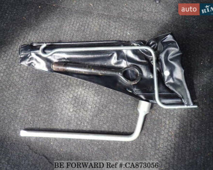 Белый Тойота Aqua, объемом двигателя 1.5 л и пробегом 83 тыс. км за 12500 $, фото 13 на Automoto.ua