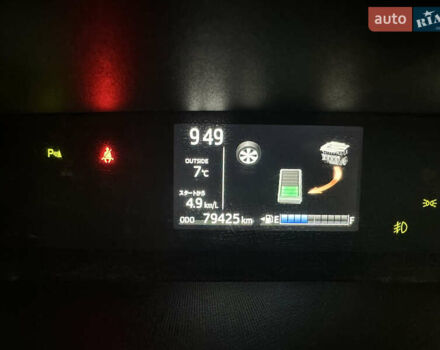 Белый Тойота Aqua, объемом двигателя 1.5 л и пробегом 79 тыс. км за 15950 $, фото 41 на Automoto.ua