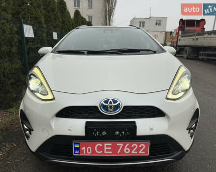 Белый Тойота Aqua, объемом двигателя 1.5 л и пробегом 79 тыс. км за 15950 $, фото 47 на Automoto.ua