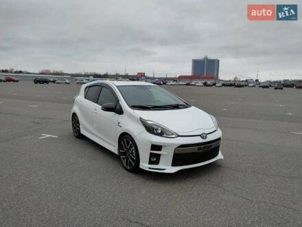 Білий Тойота Aqua, об'ємом двигуна 1.5 л та пробігом 42 тис. км за 14500 $, фото 1 на Automoto.ua