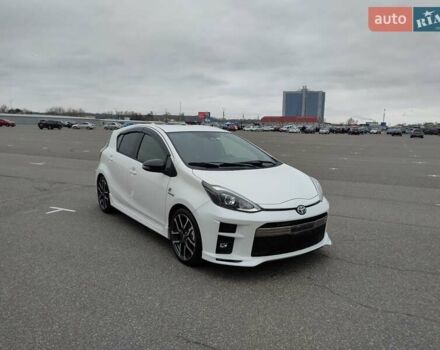 Белый Тойота Aqua, объемом двигателя 1.5 л и пробегом 42 тыс. км за 14500 $, фото 1 на Automoto.ua