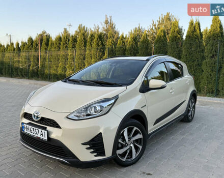 Бежевый Тойота Aqua, объемом двигателя 1.5 л и пробегом 91 тыс. км за 12900 $, фото 14 на Automoto.ua