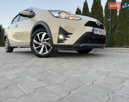 Бежевий Тойота Aqua, об'ємом двигуна 1.5 л та пробігом 79 тис. км за 13900 $, фото 8 на Automoto.ua