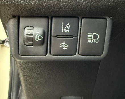 Бежевый Тойота Aqua, объемом двигателя 1.5 л и пробегом 90 тыс. км за 13700 $, фото 43 на Automoto.ua