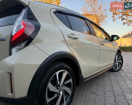 Бежевий Тойота Aqua, об'ємом двигуна 1.5 л та пробігом 79 тис. км за 13900 $, фото 20 на Automoto.ua