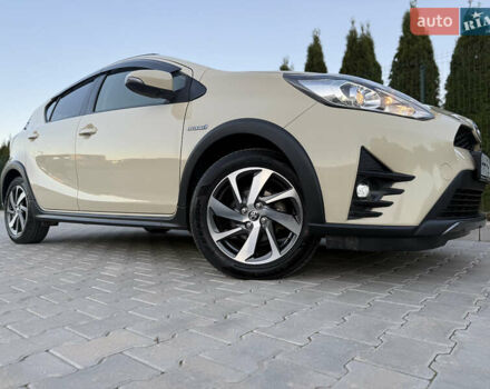 Бежевий Тойота Aqua, об'ємом двигуна 1.5 л та пробігом 79 тис. км за 13900 $, фото 9 на Automoto.ua