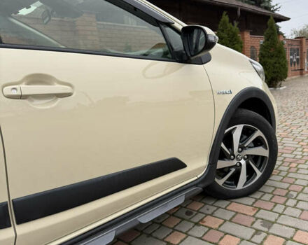 Бежевый Тойота Aqua, объемом двигателя 1.5 л и пробегом 90 тыс. км за 13700 $, фото 28 на Automoto.ua