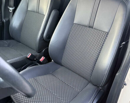 Бежевий Тойота Aqua, об'ємом двигуна 1.5 л та пробігом 79 тис. км за 13900 $, фото 79 на Automoto.ua