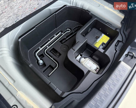 Бежевий Тойота Aqua, об'ємом двигуна 1.5 л та пробігом 79 тис. км за 13900 $, фото 99 на Automoto.ua