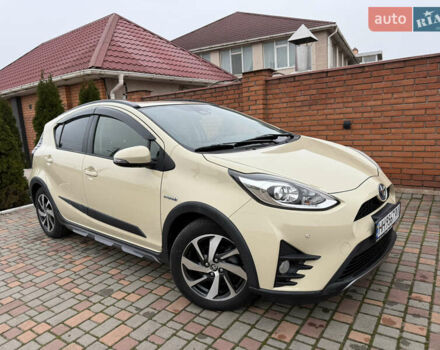 Бежевый Тойота Aqua, объемом двигателя 1.5 л и пробегом 90 тыс. км за 13700 $, фото 20 на Automoto.ua