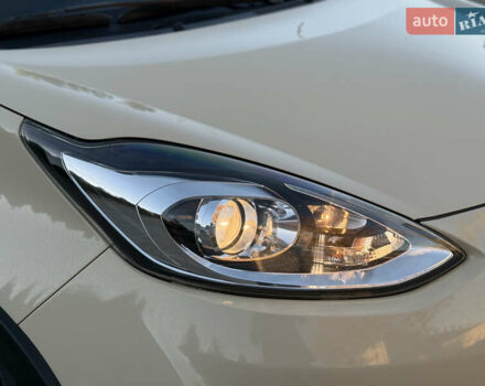 Бежевий Тойота Aqua, об'ємом двигуна 1.5 л та пробігом 79 тис. км за 13900 $, фото 35 на Automoto.ua