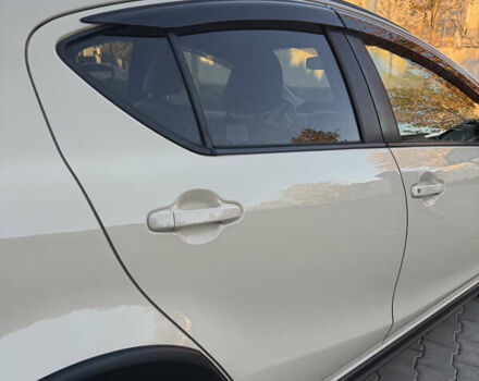 Бежевий Тойота Aqua, об'ємом двигуна 1.5 л та пробігом 79 тис. км за 13900 $, фото 21 на Automoto.ua