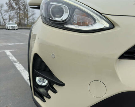 Бежевий Тойота Aqua, об'ємом двигуна 1.5 л та пробігом 72 тис. км за 14950 $, фото 10 на Automoto.ua