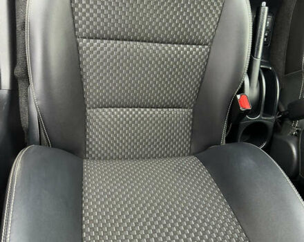 Бежевий Тойота Aqua, об'ємом двигуна 1.5 л та пробігом 72 тис. км за 14950 $, фото 53 на Automoto.ua