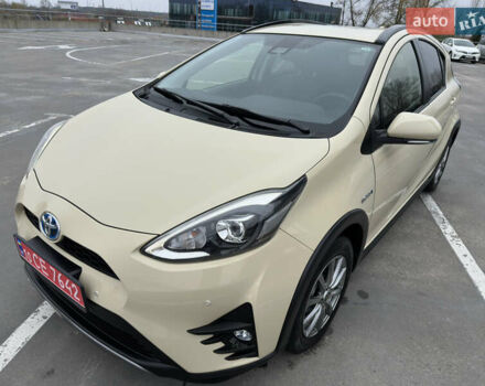 Бежевий Тойота Aqua, об'ємом двигуна 1.5 л та пробігом 72 тис. км за 14950 $, фото 5 на Automoto.ua