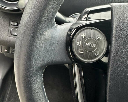 Бежевий Тойота Aqua, об'ємом двигуна 1.5 л та пробігом 72 тис. км за 14950 $, фото 51 на Automoto.ua