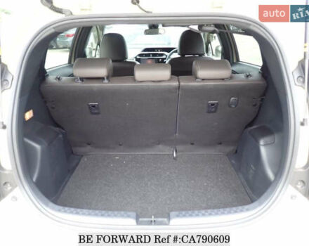 Бежевый Тойота Aqua, объемом двигателя 1.5 л и пробегом 73 тыс. км за 12900 $, фото 14 на Automoto.ua