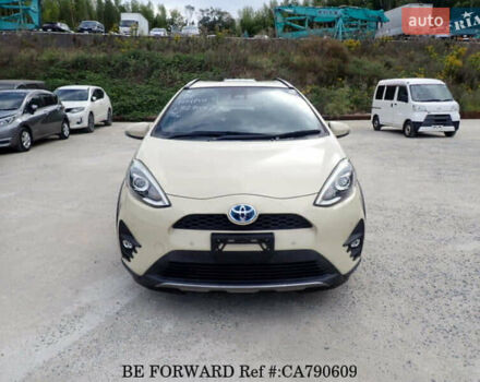 Бежевый Тойота Aqua, объемом двигателя 1.5 л и пробегом 73 тыс. км за 12900 $, фото 7 на Automoto.ua