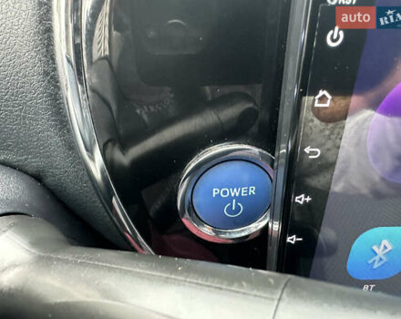 Бежевий Тойота Aqua, об'ємом двигуна 1.5 л та пробігом 72 тис. км за 14950 $, фото 63 на Automoto.ua