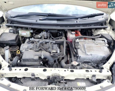 Бежевый Тойота Aqua, объемом двигателя 1.5 л и пробегом 73 тыс. км за 12900 $, фото 25 на Automoto.ua