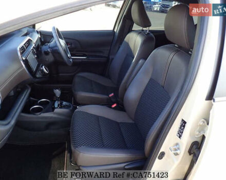 Бежевый Тойота Aqua, объемом двигателя 1.5 л и пробегом 89 тыс. км за 13500 $, фото 28 на Automoto.ua